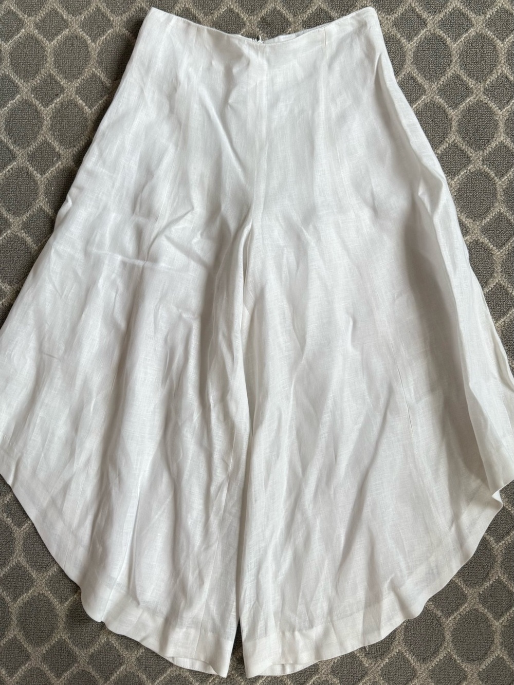White Linen Palazzo Balloon Pants - Fit Like Size 2